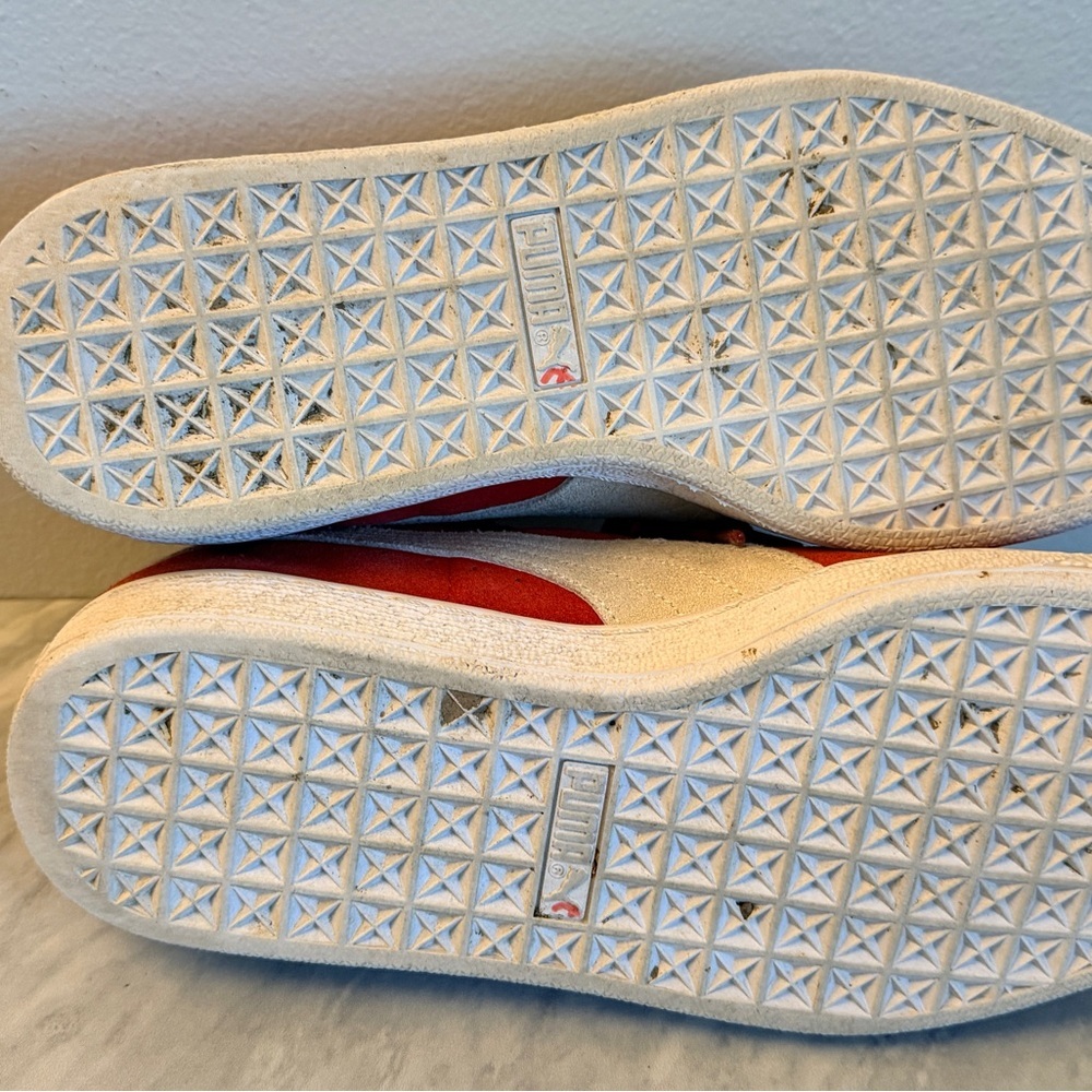 Puma Suede Classic Low-Top Sneakers – Red - Picture 4 of 7